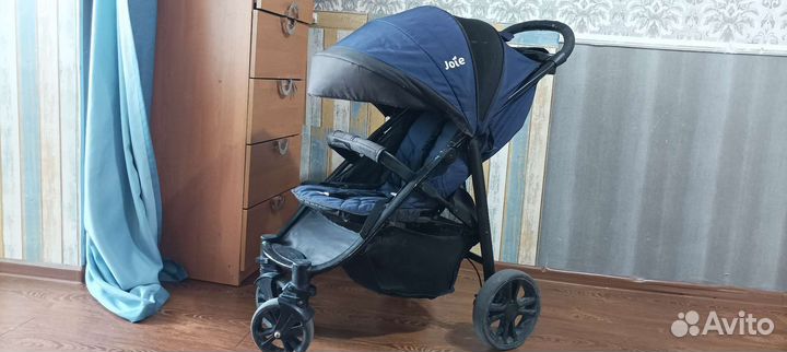 Прогулочная коляска Joie litetrax 4 air