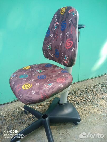 Компьютерное кресло анатомическое