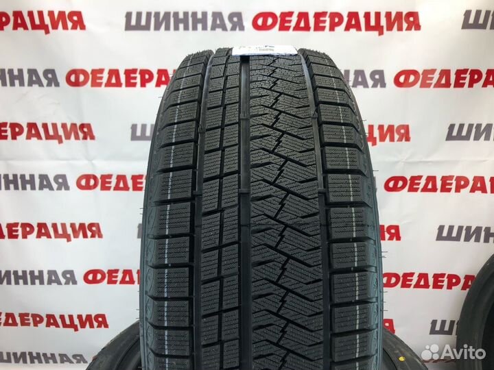 Triangle PL02 255/45 R18