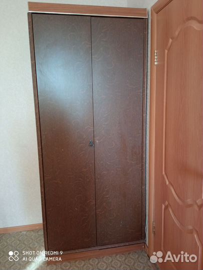 Шкаф