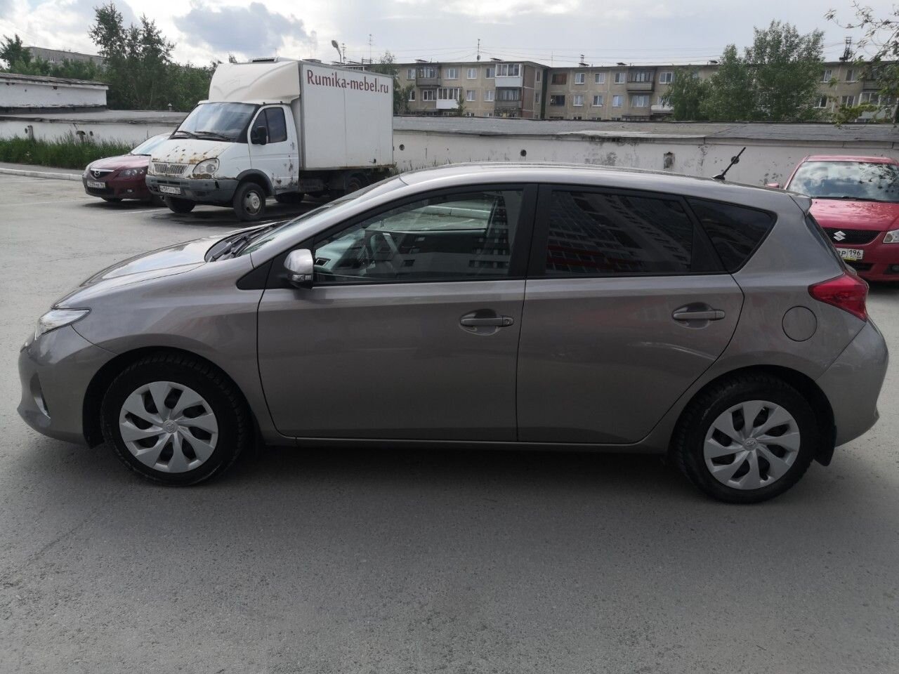 Toyota Auris: фото владельца