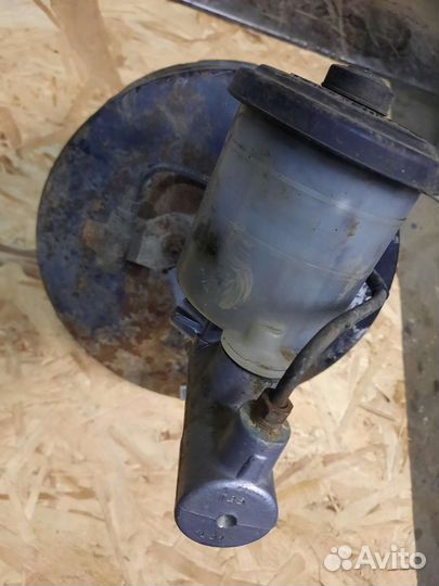 Вакуумный усилитель на Toyota Carina 2