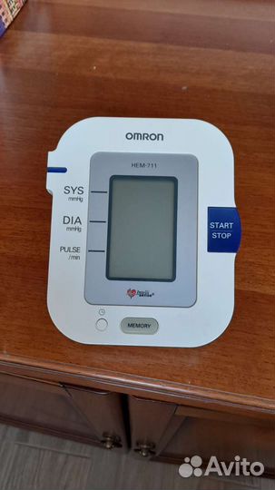 Тонометр omron HEM-711