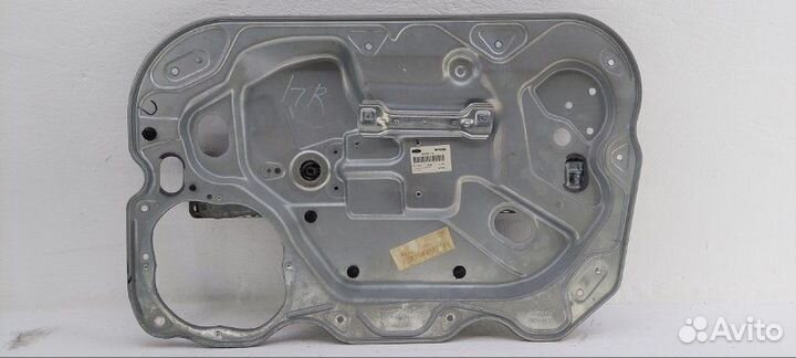 Стеклоподъемник передний правый Ford Focus 2 2008