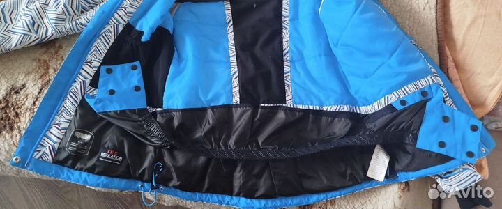 Горнолыжная куртка женская