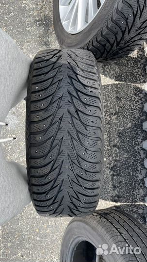 Yokohama Ice Guard IG35 215/65 R17