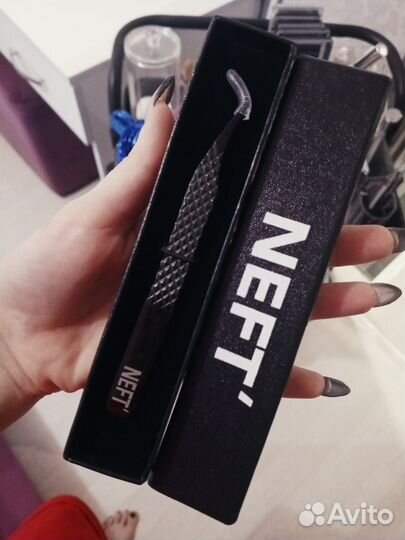 Пинцет для наращивания ресниц