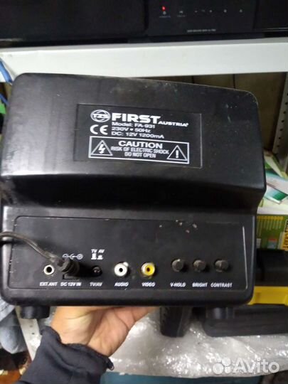 Переносной телевизор