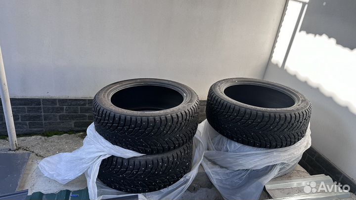 Nokian Tyres Hakkapeliitta 9 235/45 R18