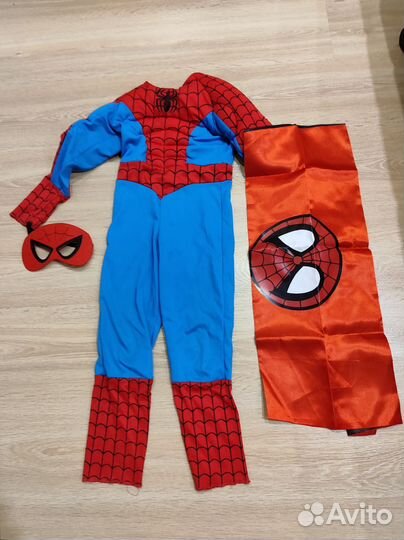 Новогодний костюм человека-паука