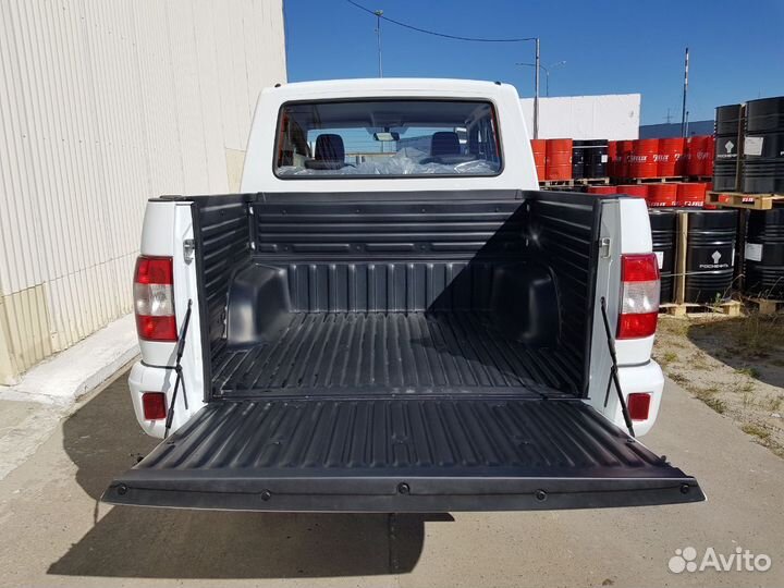 УАЗ Pickup 2.7 МТ, 2023