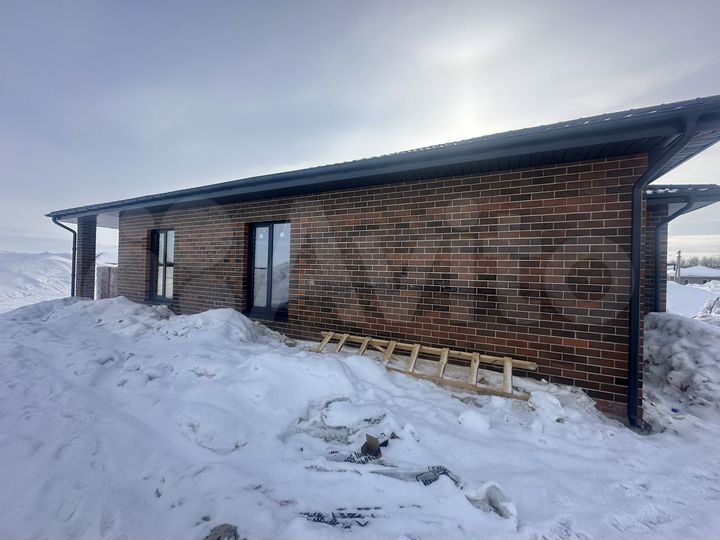 Коттедж 140 м² на участке 10 сот.