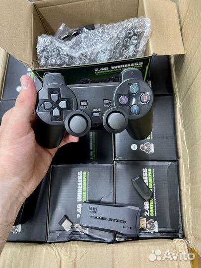 Игровая приставка Game stick 64gb