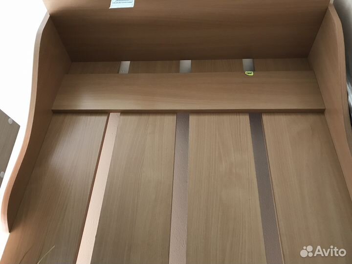 Вешалка для одежды