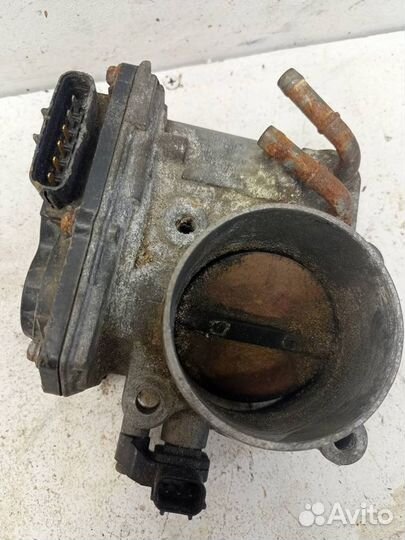 Дроссельная заслонка