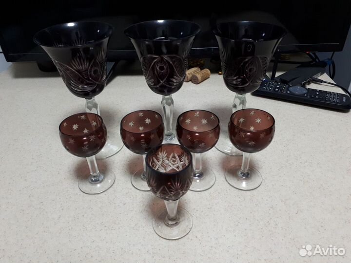 Рюмки и бокалы двухслойное марганцевое стекло