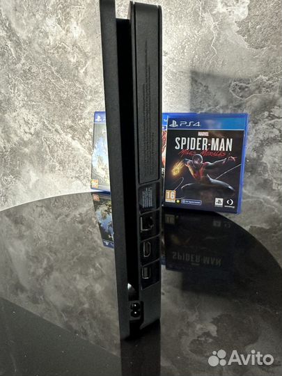 Sony PlayStation 4 Slim Отличное состояние