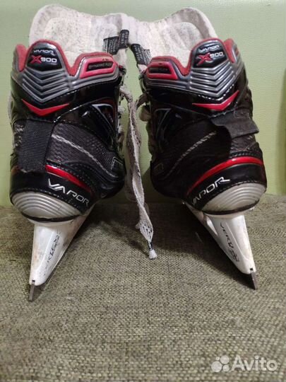 Вратарские коньки Bayer Vapor x900