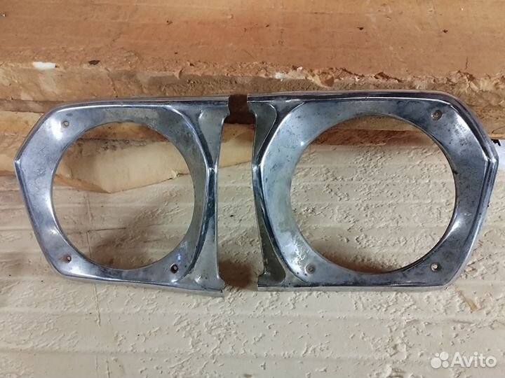 Накладки фар газ 24
