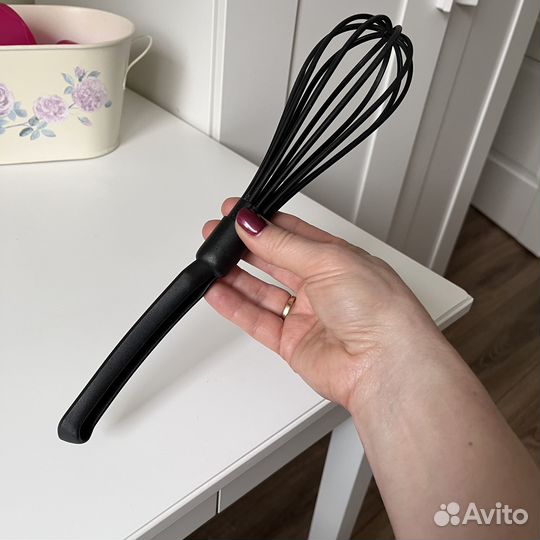 Венчик Regent inox Linea nero 93-AK2C-13