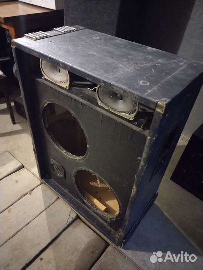 Корпуса для колонок разные