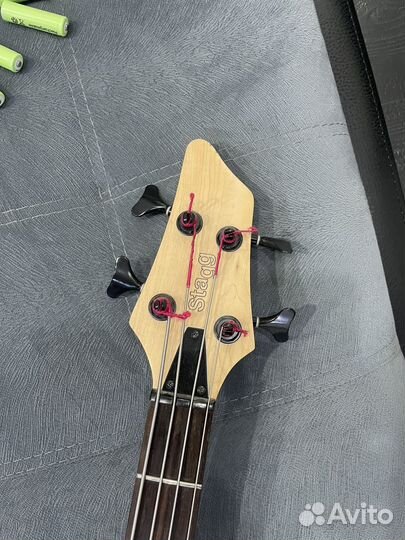 Бас гитара stagg bc300