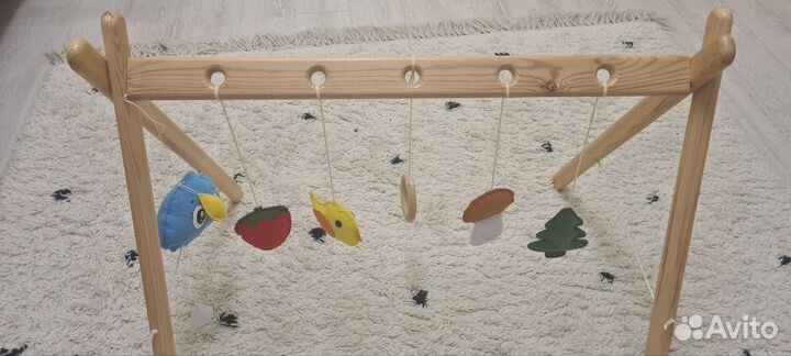 Мобиль развивающий тренажер Монтессори