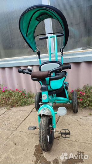 Трехколесный велосипед