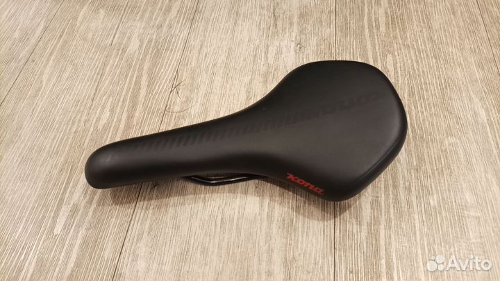 Седло для велосипеда Kona, от модели Hoss Matic