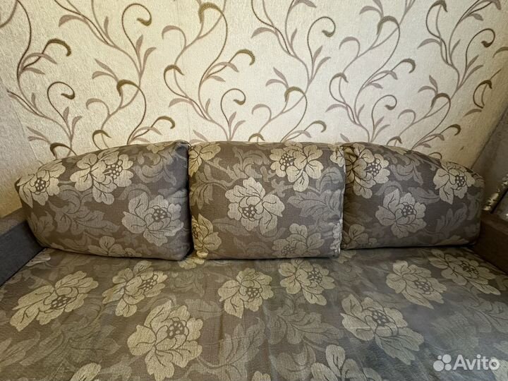 Подушки для дивана