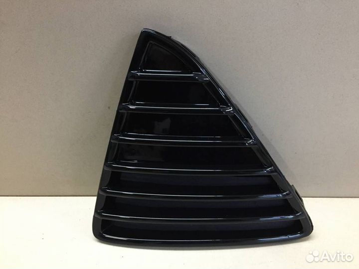 Решетка в бампер левая Ford Focus 3 2011