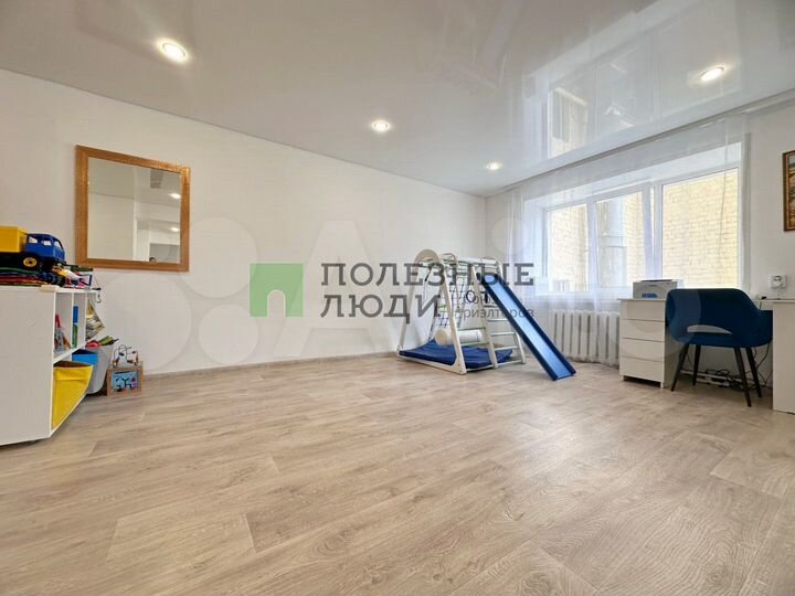 3-к. квартира, 78,8 м², 2/5 эт.