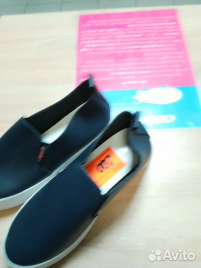 Слипоны женские