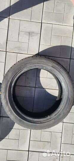 Bridgestone Sneaker 205/50 R16