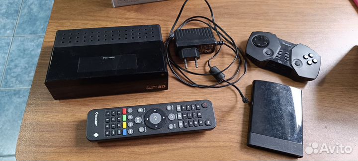 SMART tv приставка iconbit