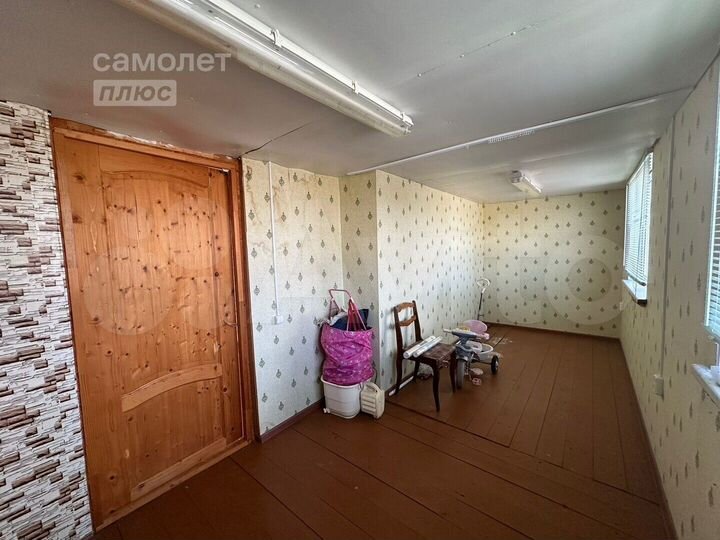 Дом 32,6 м² на участке 15 сот.