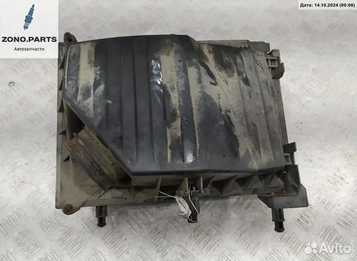 Корпус воздушного фильтра 55354340 на Opel Meriva A