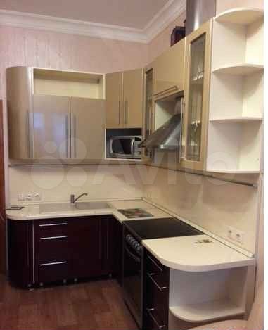 3-к. квартира, 80 м², 3/6 эт.