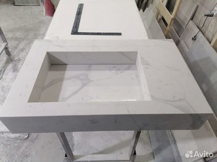 Подоконник из искусственного камня