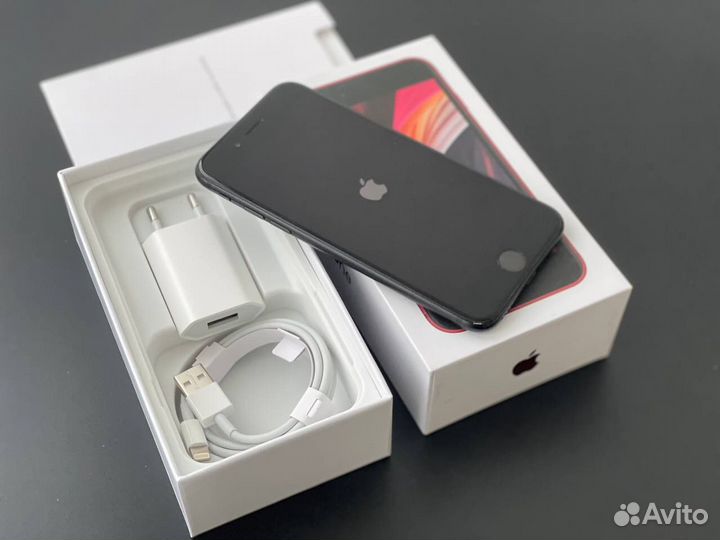 iPhone SE (2020), 64 ГБ