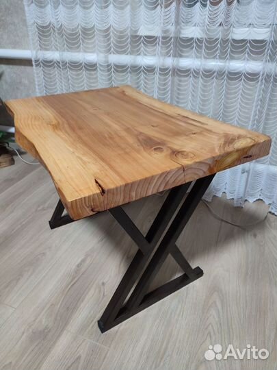 Журнальный стол