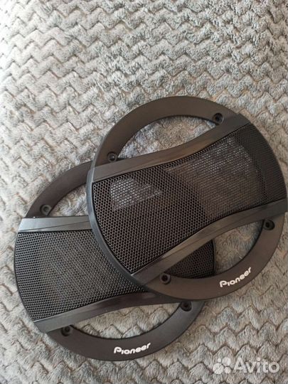 Решетки на динамики