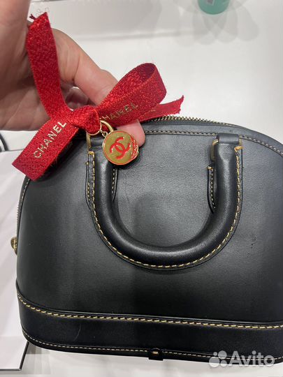 Лента,подвеска и пакет chanel оригинал