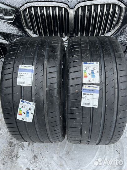 Michelin Pilot Sport 4 S 325/35 R22 и 285/40 R22 111Y