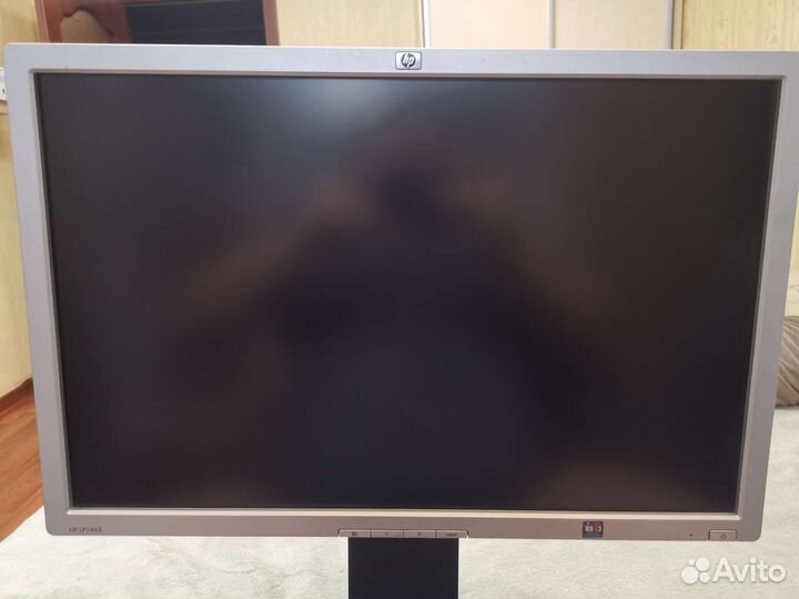 Монитор HP LP2465