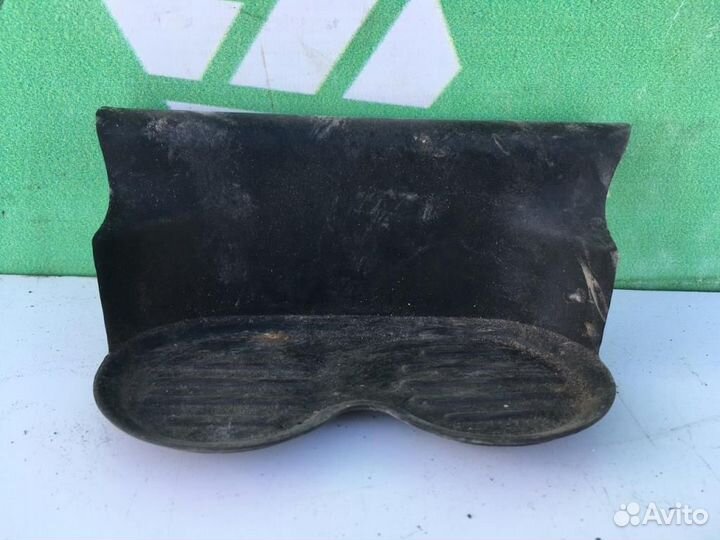 Подстаканник Фиат Стило