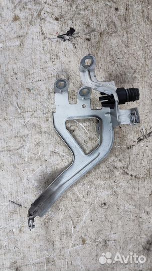 Кронштейн крыла BMW 5 F10