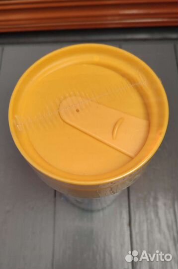 Бутылка, термостакан, стакан с трубочкой