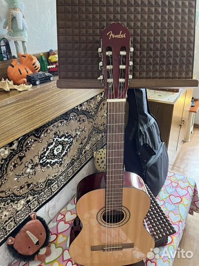 Классическая гитара fender