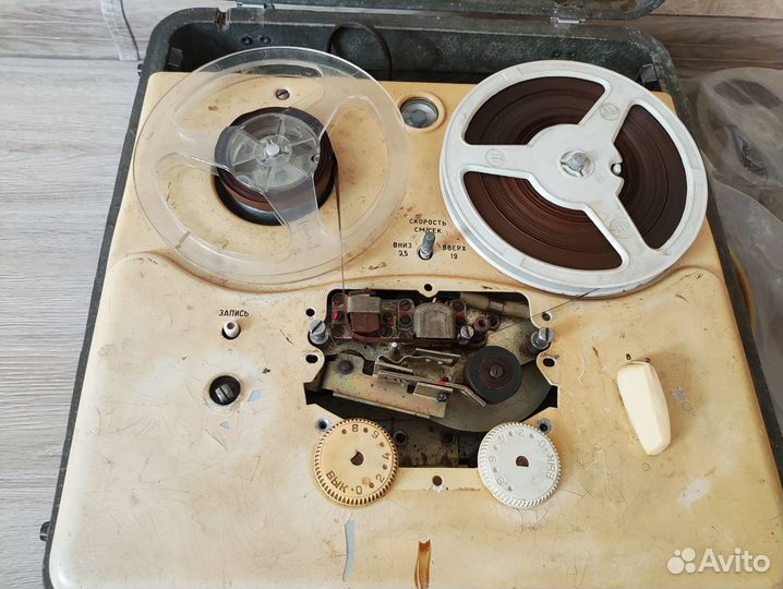 Катушечный магнитофон Яуза 5